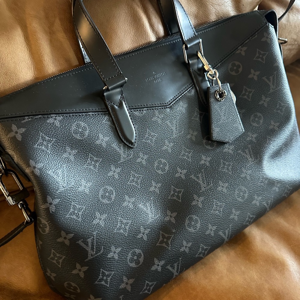 LV Briefcase Explorer - Picture 2 of 7